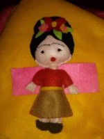 muñeca frida 